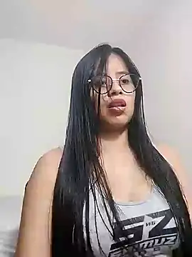 charlotte moineau online show from December 29, 10:25 pm