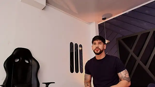 Petesevans online show from April 22, 11:39 pm