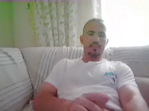 Snapshot of gidi_mayne1 chatting on June 17, 3:24 pm gidi mayne1 online show from June 17, 3:24 pm