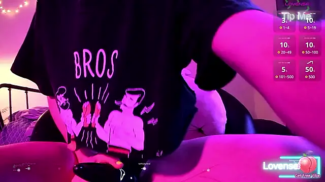 Snapshot of Milena_joline chatting on December 5, 11:40 pm Milena joline online show from December 5, 11:40 pm