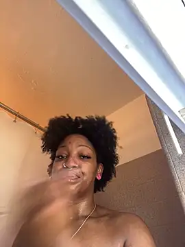 mochamimi online show from April 4, 2:03 pm