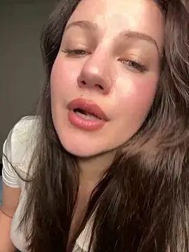 Snapshot of likaxxx chatting on March 20, 6:31 pm likaxxx online show from March 20, 6:31 pm