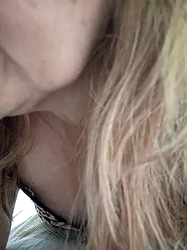 sua sub  online show from November 23, 3:34 pm