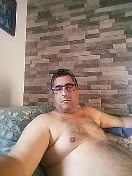 ADRIAN ADI40 online show from May 6, 8:52 am