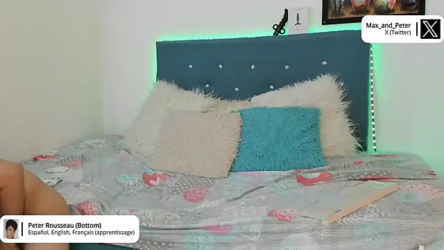 Snapshot of Max_and_Peter chatting on January 18, 7:15 pm Max and Peter online show from January 18, 7:15 pm