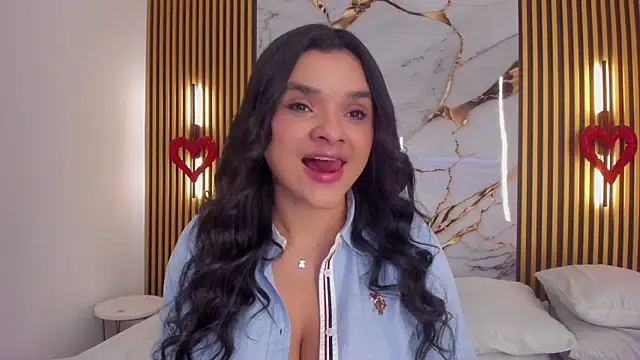 indi catalina online show from April 10, 3:17 pm