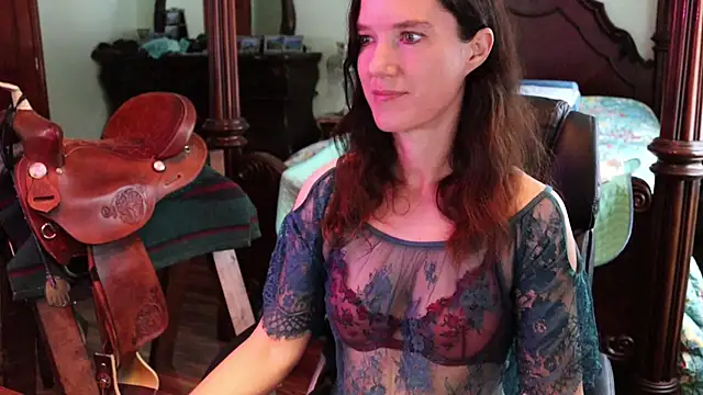 thornburyrose online show from December 18, 5:52 pm