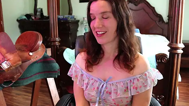 thornburyrose online show from February 28, 7:04 pm