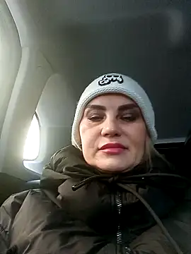 JennyOMay online show from December 17, 4:45 am