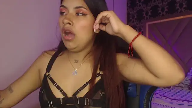 Snapshot of ChantalPetit chatting on October 9, 7:45 pm ChantalPetit online show from October 9, 7:45 pm