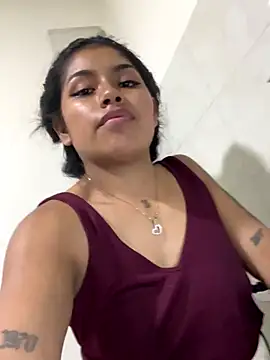 Snapshot of ChantalPetit chatting on October 16, 4:24 am ChantalPetit online show from October 16, 4:24 am