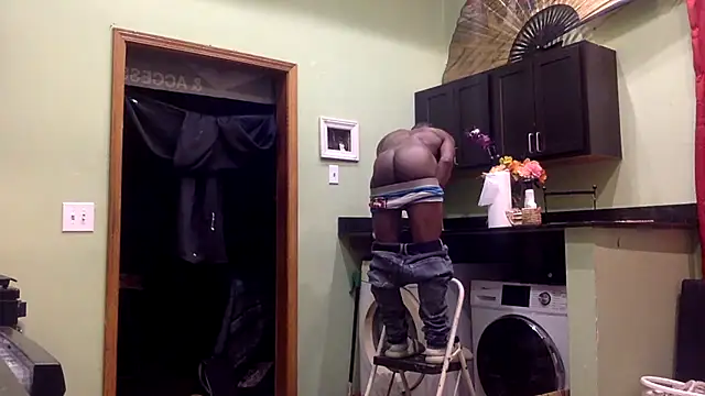 Maculine Stayr online show from January 19, 2:48 am