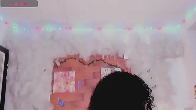 kelly thomson online show from January 28, 8:58 pm