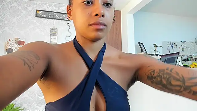 kelly thomson online show from September 25, 2:32 pm