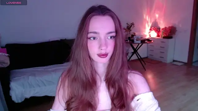 Snapshot of Weeissy chatting on December 9, 10:20 pm Weeissy online show from December 9, 10:20 pm