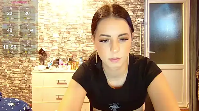 Snapshot of _Mari____ chatting on January 31, 10:42 am Mari online show from January 31, 10:42 am