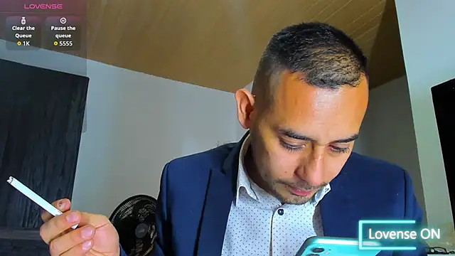 jhonyalzate2 online show from November 6, 2:56 am