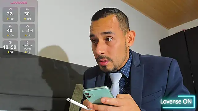 jhonyalzate2 online show from January 9, 3:53 am