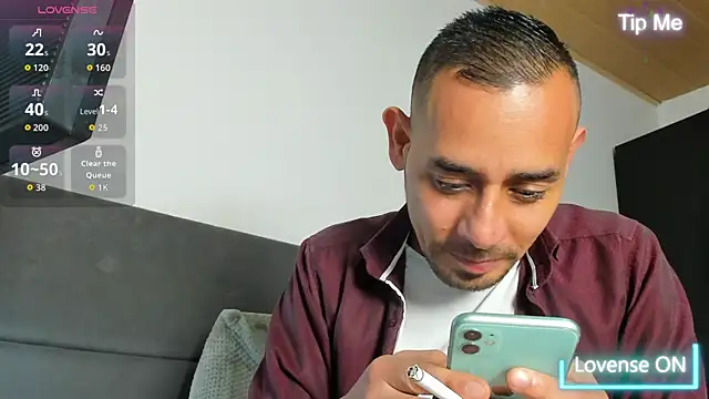 jhonyalzate2 online show from April 21, 3:35 am