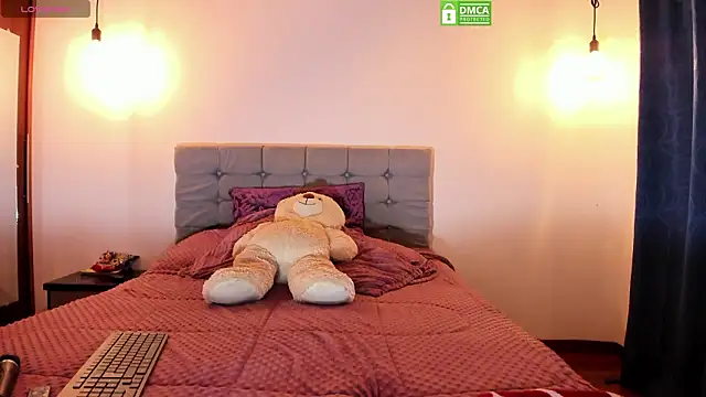 kaaq2 online show from February 22, 5:30 am