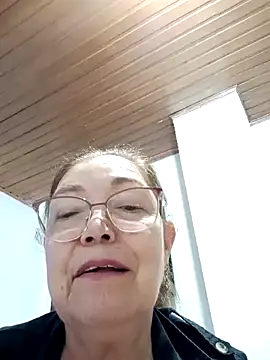 Vicky Rosse online show from March 5, 8:42 pm