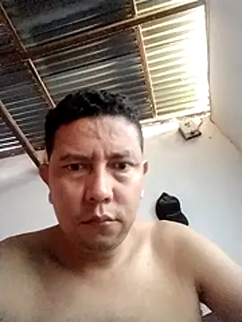 Snapshot of Lachuchaenlacara1988 chatting on April 20, 1:58 pm Lachuchaenlacara1988 online show from April 20, 1:58 pm