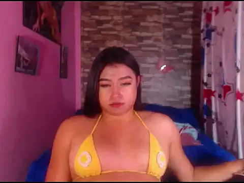 katrinawillff online show from January 8, 11:43 am