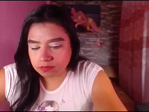 katrinawillff online show from November 21, 11:25 pm