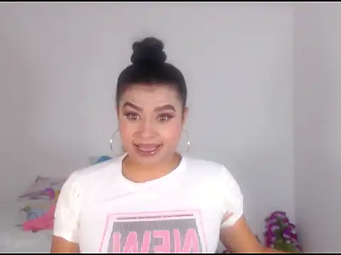 katrinawillff online show from February 26, 6:34 am