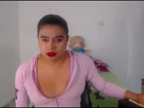 katrinawillff online show from April 24, 5:21 am