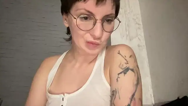 -CatchMe- online show from December 17, 10:27 pm