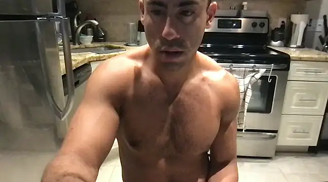 Snapshot of BigGuyMuscle chatting on February 27, 6:42 pm BigGuyMuscle online show from February 27, 6:42 pm