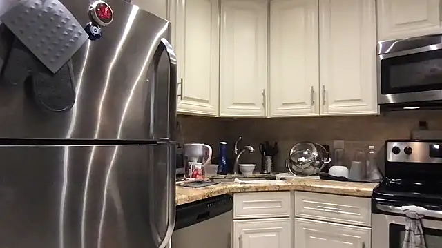 BigGuyMuscle online show from October 31, 10:44 pm