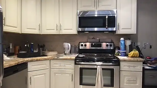 BigGuyMuscle online show from December 1, 1:16 pm