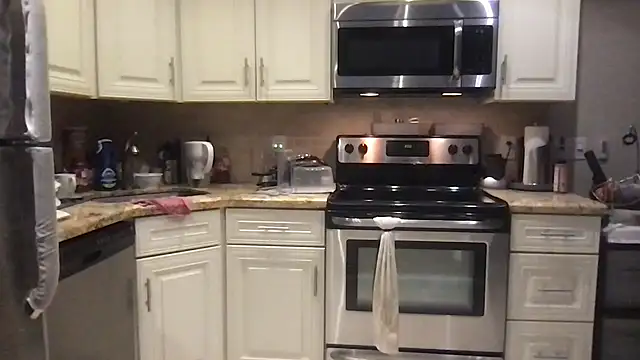 BigGuyMuscle online show from December 20, 12:01 pm