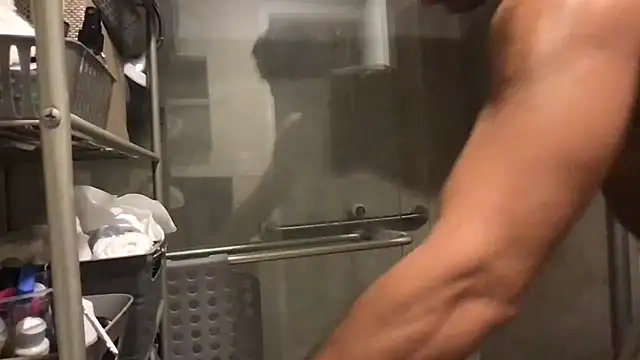 BigGuyMuscle online show from June 12, 2:32 am