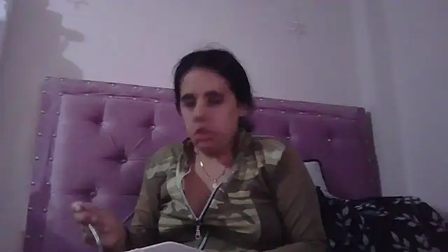 annarose19 online show from February 11, 2:03 am