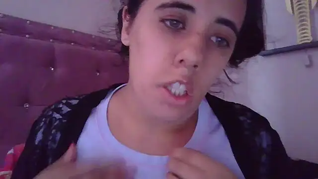 annarose19 online show from March 11, 7:47 pm