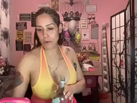 latinacubana online show from January 11, 7:17 am