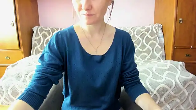 HolmesAriana online show from January 29, 4:30 pm