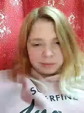 Snapshot of Zuli_Kiska chatting on December 28, 11:26 pm Zuli Kiska online show from December 28, 11:26 pm