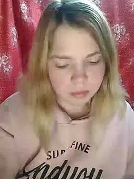 Snapshot of Zuli_Kiska chatting on January 11, 8:54 pm Zuli Kiska online show from January 11, 8:54 pm