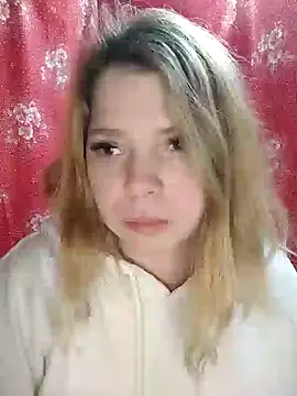 Snapshot of Zuli_Kiska chatting on January 31, 9:05 pm Zuli Kiska online show from January 31, 9:05 pm