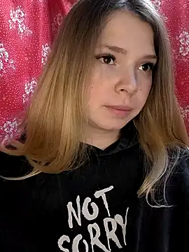 Snapshot of Zuli_Kiska chatting on November 29, 12:30 pm Zuli Kiska online show from November 29, 12:30 pm