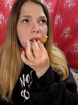 Zuli Kiska online show from April 22, 11:12 am