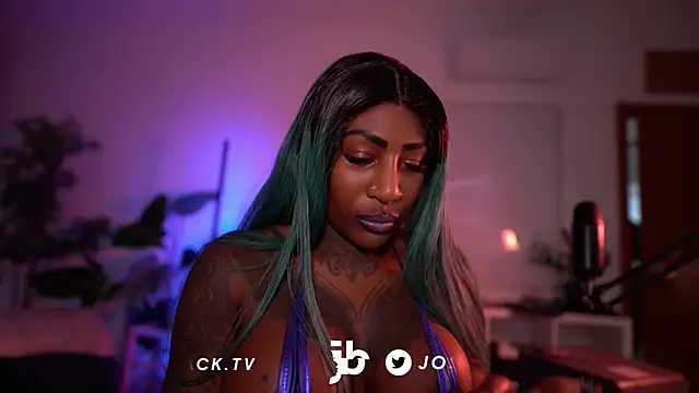 JosyBlack online show from December 14, 8:52 am