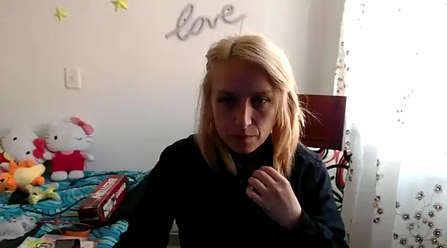 Snapshot of kittykalor09 chatting on December 3, 2:49 pm kittykalor09 online show from December 3, 2:49 pm