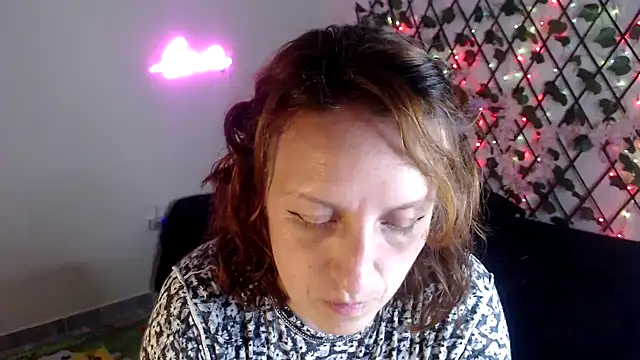 Snapshot of kittykalor09 chatting on May 31, 9:16 pm kittykalor09 online show from May 31, 9:16 pm