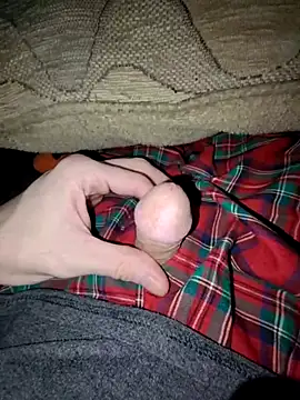 Snapshot of Assboy007 chatting on March 5, 10:00 am Assboy007 online show from March 5, 10:00 am