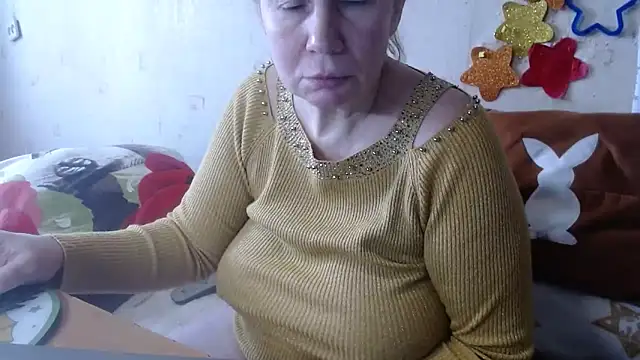 QueenLana online show from February 21, 7:23 am